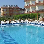 Ozgurhan 호텔 3*