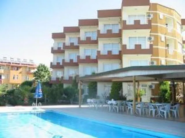 فندق Ozgurhan 3*