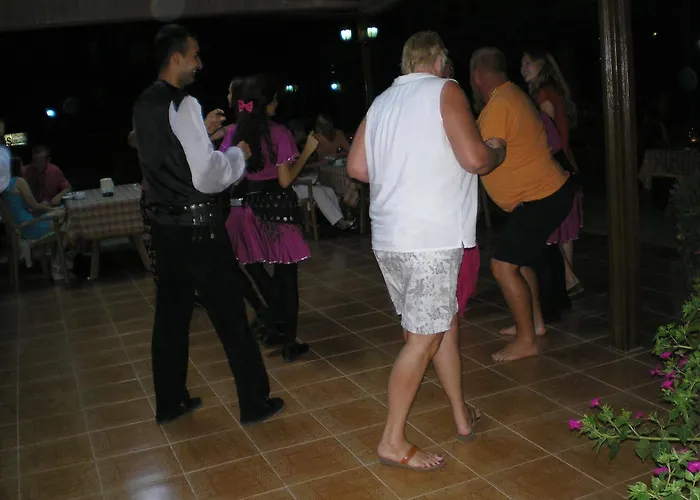 Отель Ozgurhan 3*