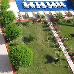 Ozgurhan Ξενοδοχείο 3*