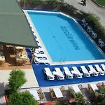 Ozgurhan Ξενοδοχείο 3*
